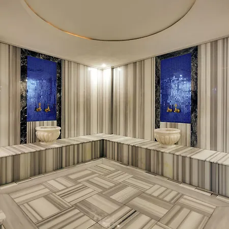 Grande Arte فندق إسكيشير